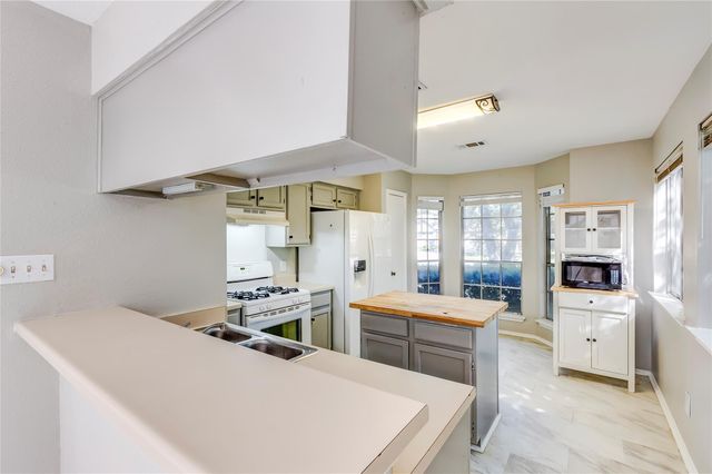 6415 Jennings DR, Austin, TX 78727