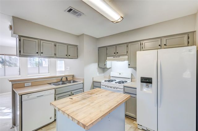 6415 Jennings DR, Austin, TX 78727