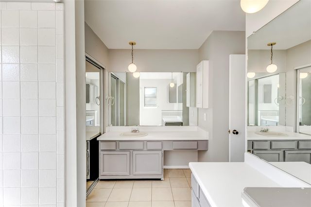 6415 Jennings DR, Austin, TX 78727