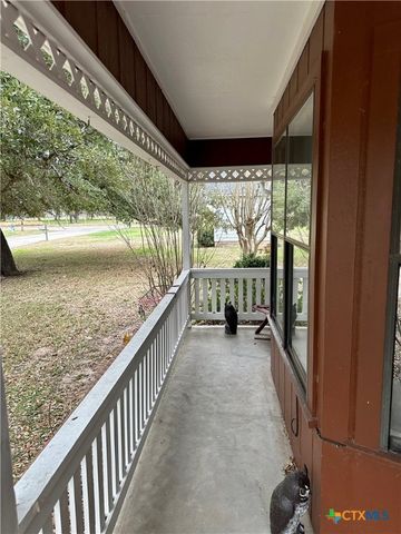 310 Vollentine Street, Yoakum, TX 77995