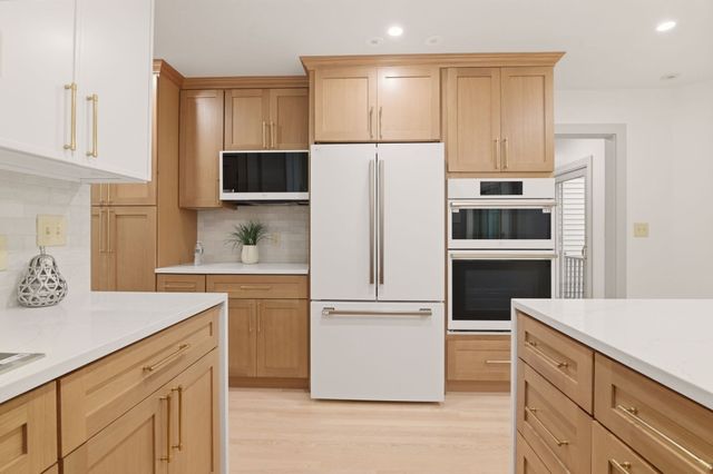 1262 Randolph Ave, Milton, MA 02186