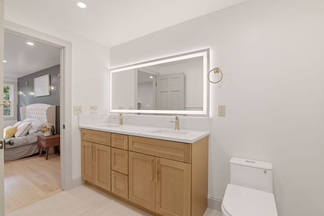 1262 Randolph Ave, Milton, MA 02186
