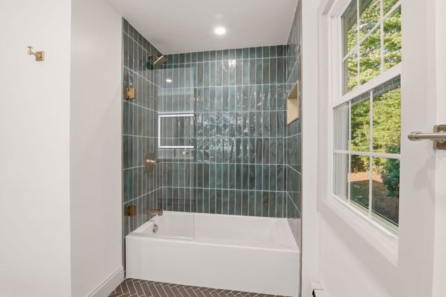 1262 Randolph Ave, Milton, MA 02186