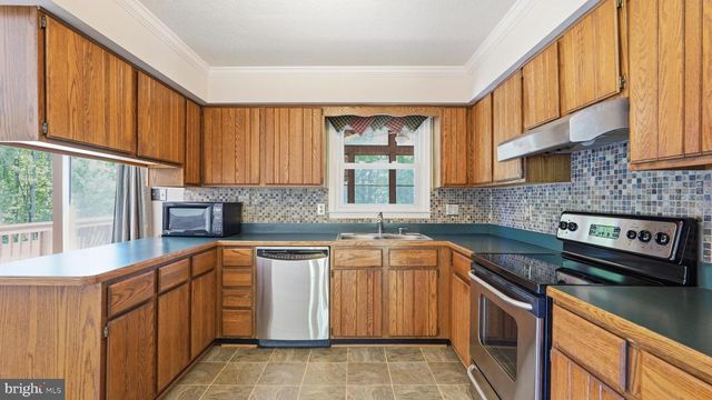4211 JACKSON MILL RD, Haymarket, VA 20169