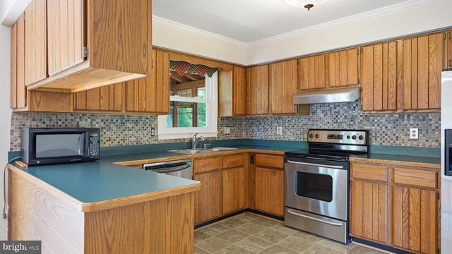 4211 JACKSON MILL RD, Haymarket, VA 20169