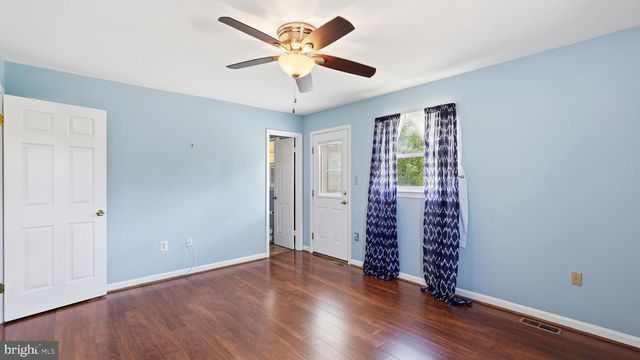4211 JACKSON MILL RD, Haymarket, VA 20169