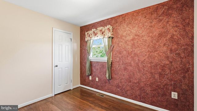 4211 JACKSON MILL RD, Haymarket, VA 20169