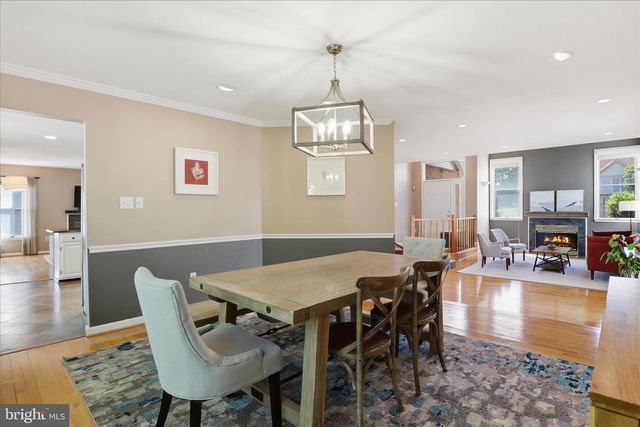 3424 SILVER MAPLE PL, Falls Church, VA 22042