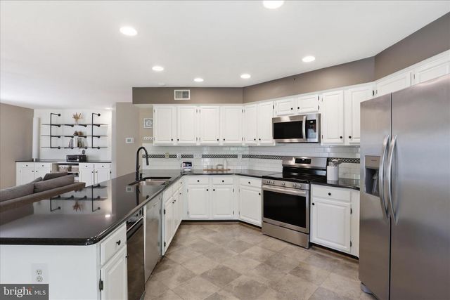 3424 SILVER MAPLE PL, Falls Church, VA 22042