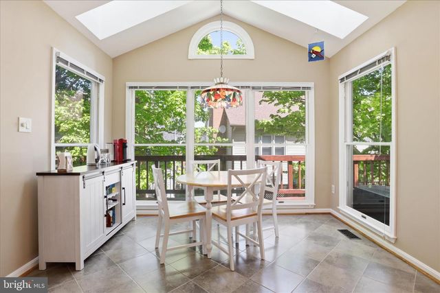 3424 SILVER MAPLE PL, Falls Church, VA 22042