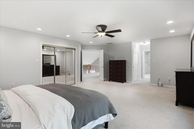 3424 SILVER MAPLE PL, Falls Church, VA 22042