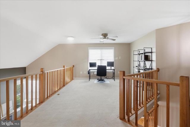 3424 SILVER MAPLE PL, Falls Church, VA 22042