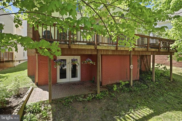 3424 SILVER MAPLE PL, Falls Church, VA 22042