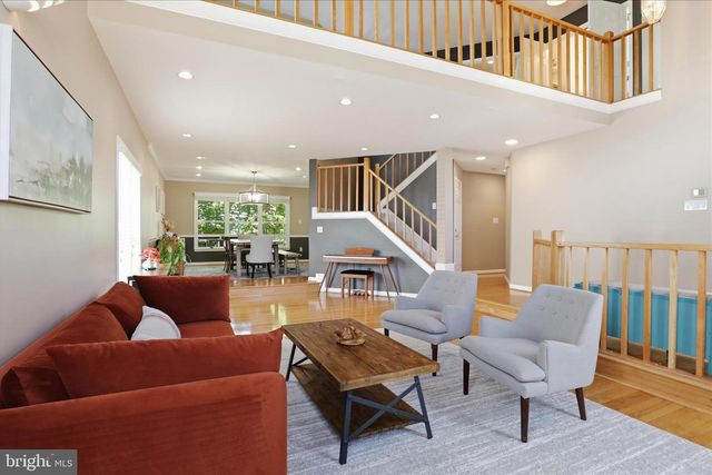 3424 SILVER MAPLE PL, Falls Church, VA 22042