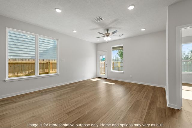 1301 Boehnke Pass, Brenham, TX 77833
