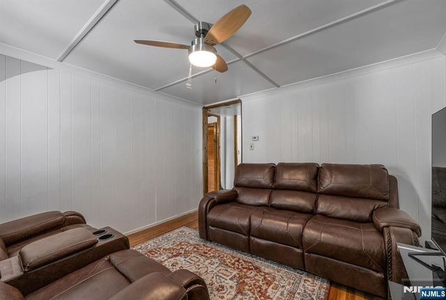 19 Entwistle Avenue, Nutley, NJ 07110