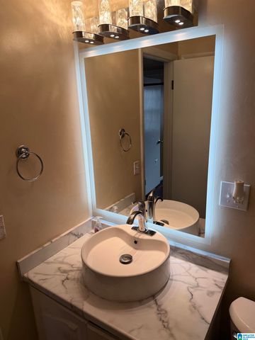 838 Beacon Pkwy E Apt D, Birmingham, AL 35209