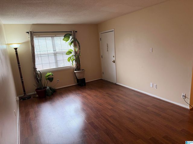 838 Beacon Pkwy E Apt D, Birmingham, AL 35209