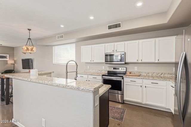 5333 E HARMONY Avenue, Mesa, AZ 85206