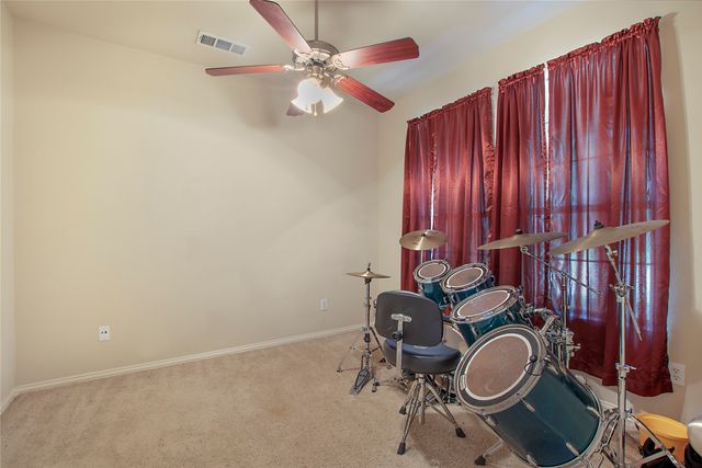1018 Hollow Creek Drive, Cedar Hill, TX 75104