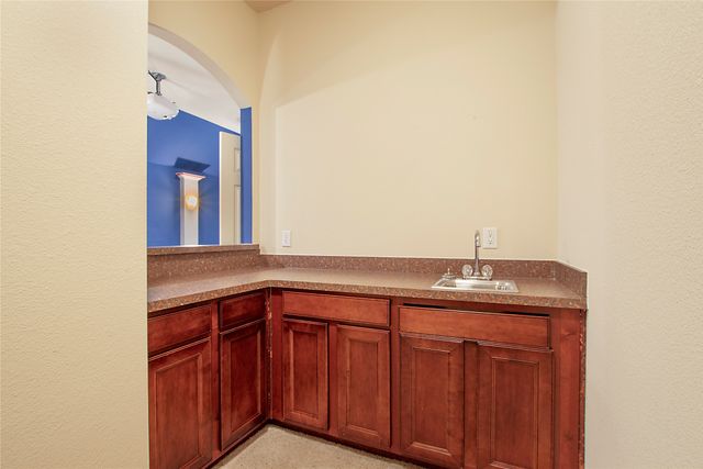 1018 Hollow Creek Drive, Cedar Hill, TX 75104