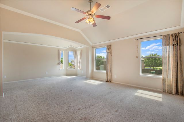 1018 Hollow Creek Drive, Cedar Hill, TX 75104