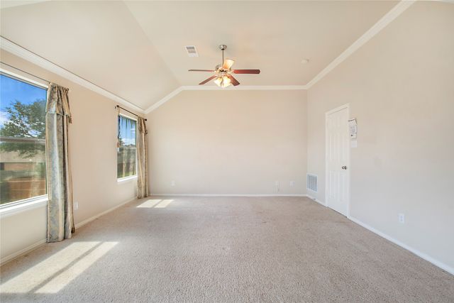 1018 Hollow Creek Drive, Cedar Hill, TX 75104