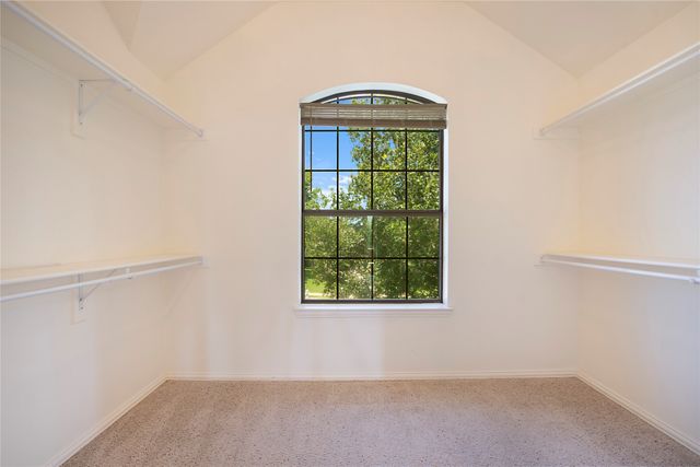 1018 Hollow Creek Drive, Cedar Hill, TX 75104
