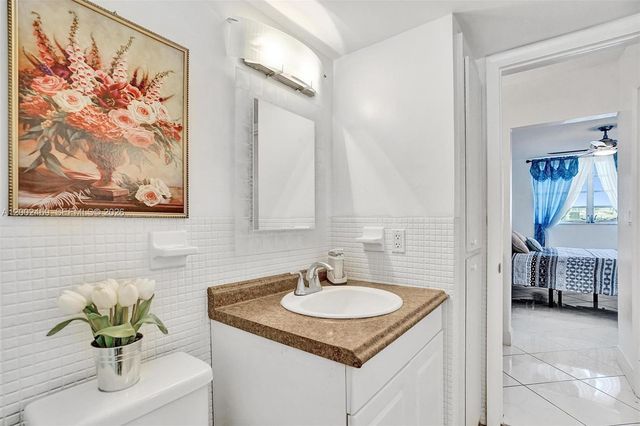 2999 Point East Dr C511, Aventura, FL 33160