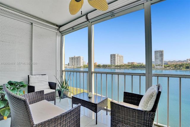 2999 Point East Dr C511, Aventura, FL 33160