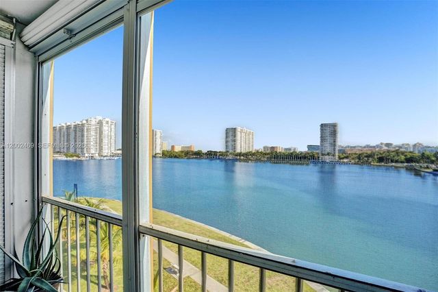 2999 Point East Dr C511, Aventura, FL 33160