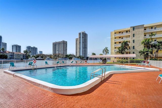 2999 Point East Dr C511, Aventura, FL 33160