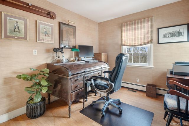 18 Hayrake Lane, Chappaqua, NY 10514