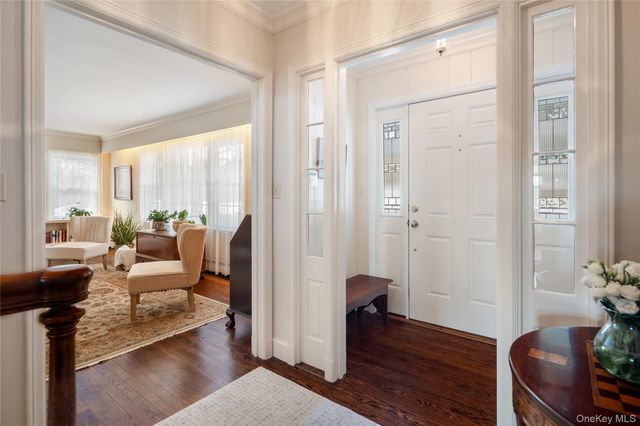 18 Hayrake Lane, Chappaqua, NY 10514