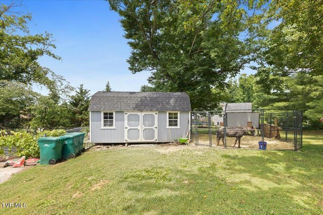 154 Carden Drive, Elizabethton, TN 37643