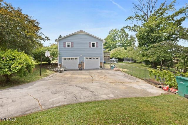 154 Carden Drive, Elizabethton, TN 37643