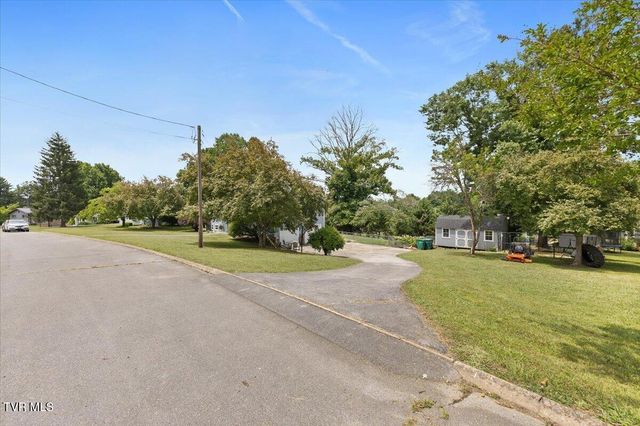 154 Carden Drive, Elizabethton, TN 37643