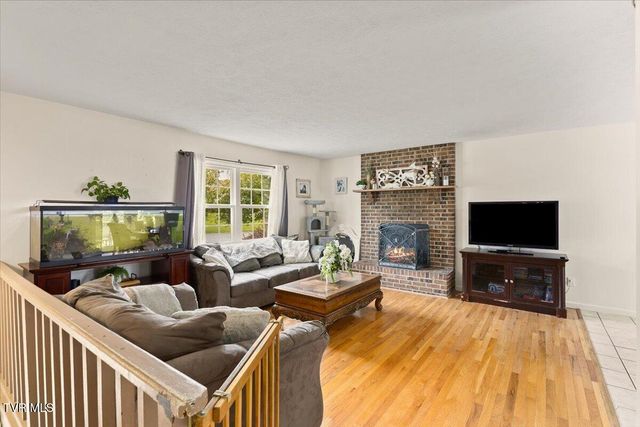 154 Carden Drive, Elizabethton, TN 37643