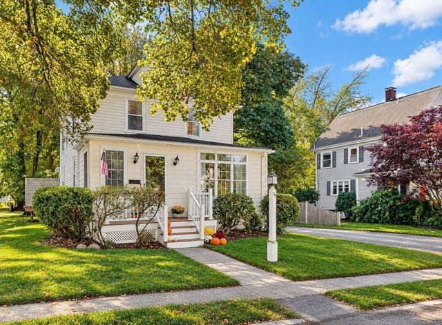 54 Riverside Place, Walpole, MA 02081