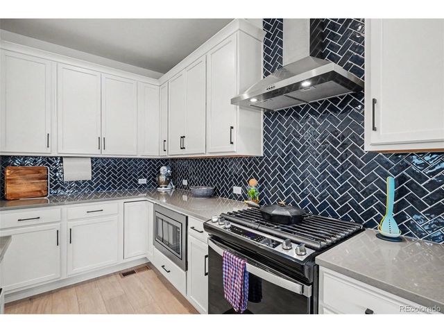 15050 Gladshine Dr, Parker, CO 80134