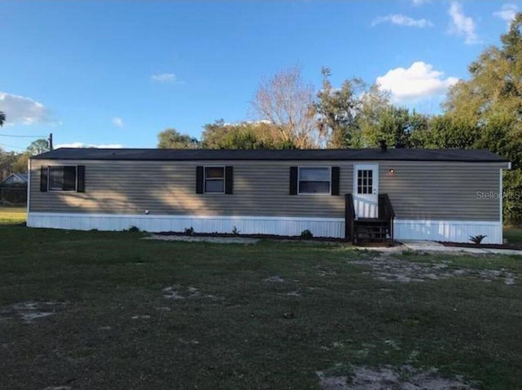13585 SE 119TH STREET, Ocklawaha, FL 32179