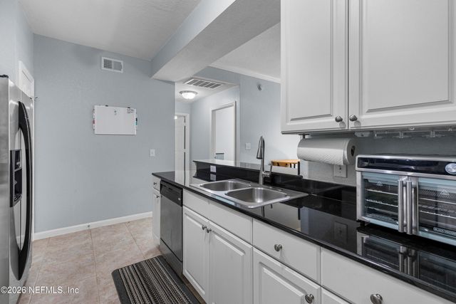 8539 GATE Parkway W 1436, Jacksonville, FL 32216
