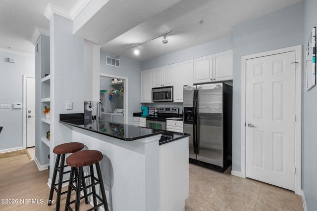 8539 GATE Parkway W 1436, Jacksonville, FL 32216