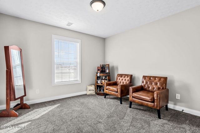 115 Durango Dr, Coxs Creek, KY 40013