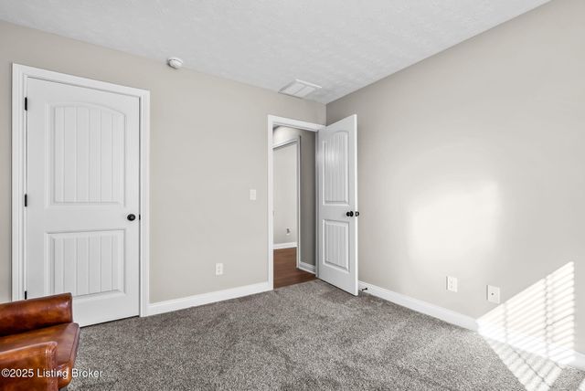 115 Durango Dr, Coxs Creek, KY 40013