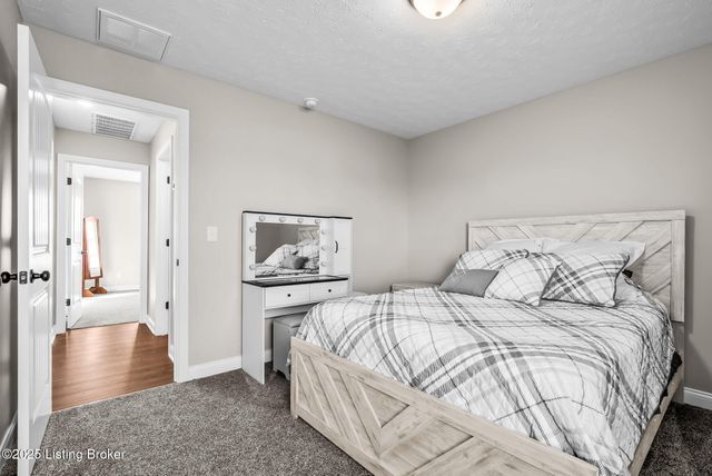 115 Durango Dr, Coxs Creek, KY 40013