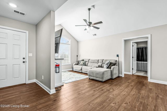 115 Durango Dr, Coxs Creek, KY 40013