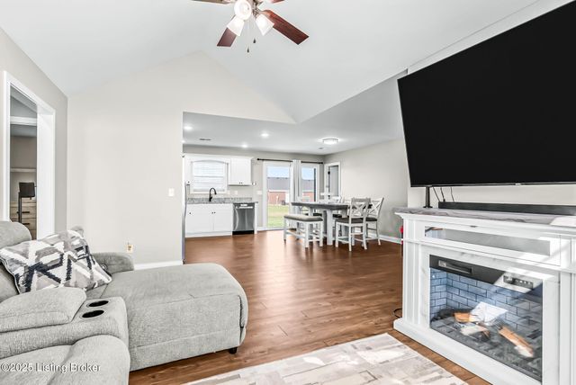 115 Durango Dr, Coxs Creek, KY 40013