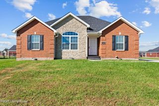 115 Durango Dr, Coxs Creek, KY 40013