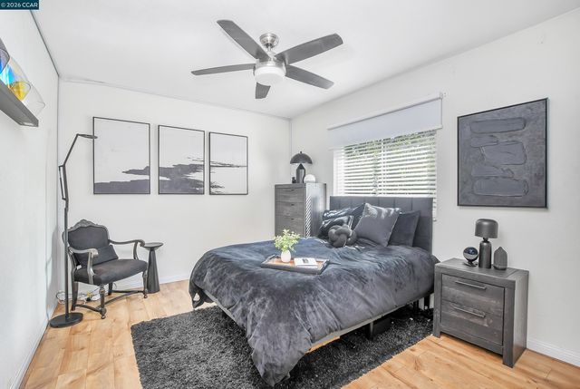 2160 Walnut St, Martinez, CA 94553